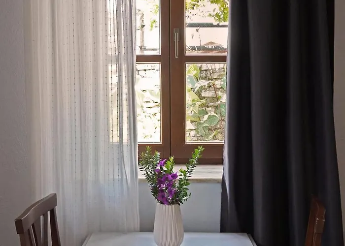 Aparthotel Polas Residencies 3*